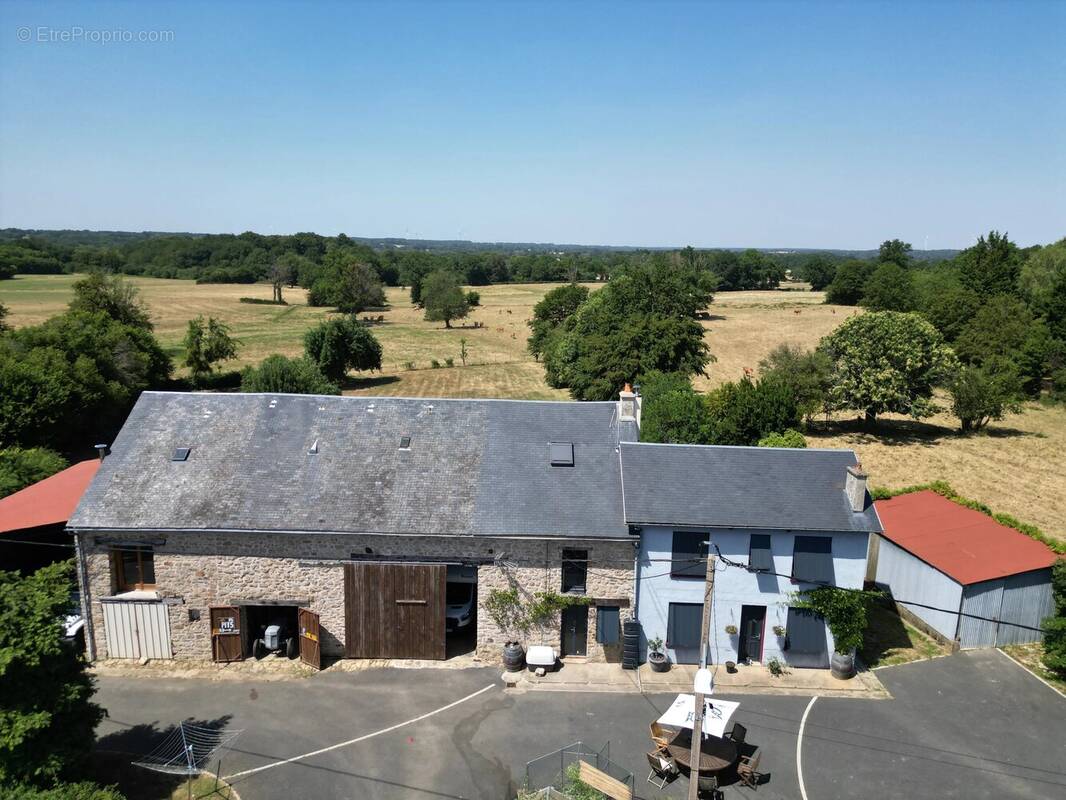 Maison à BAZELAT