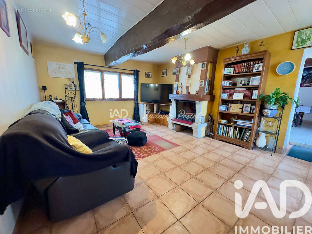 Maison 174 m² à Grisolles  - photo 4