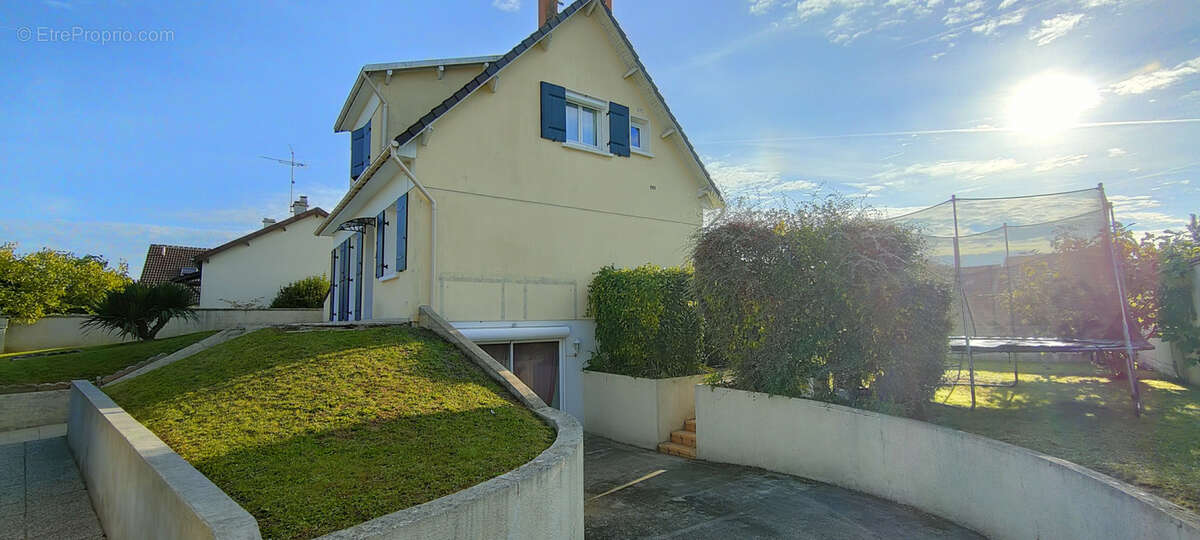 Maison à MOUSSY-LE-VIEUX