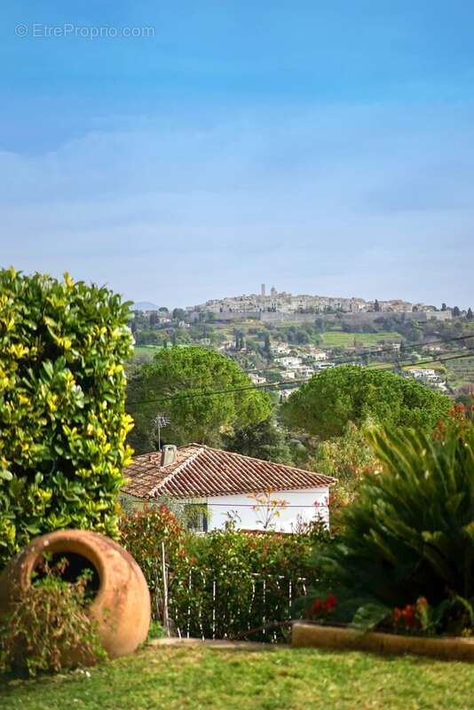 Maison à LA COLLE-SUR-LOUP