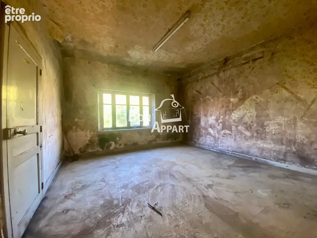 Maison de village sur la commune de TRIEUX - photo 4