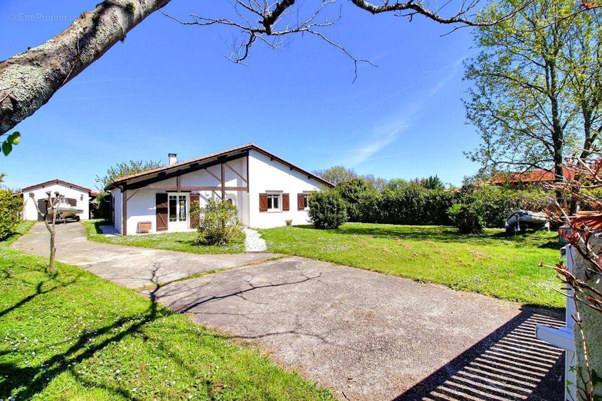 Maison à SAINT-LOUBES