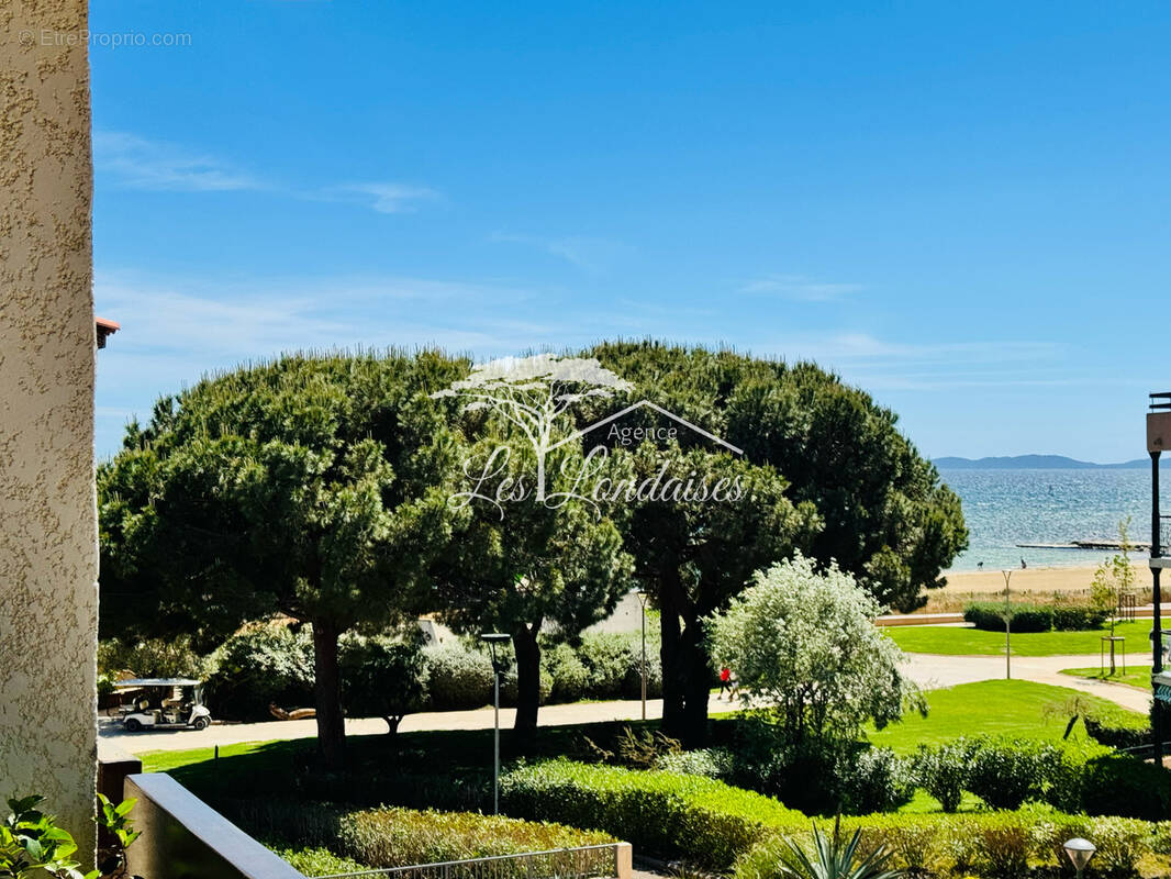Appartement à LA LONDE-LES-MAURES