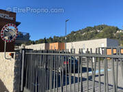 Parking à ROQUEBRUNE-SUR-ARGENS