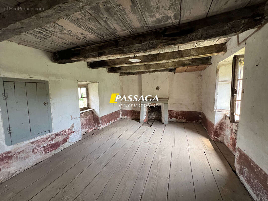 A VENDRE - Maison d'habitation avec dépendances - PALMAS D'AVEYRON - photo 5
