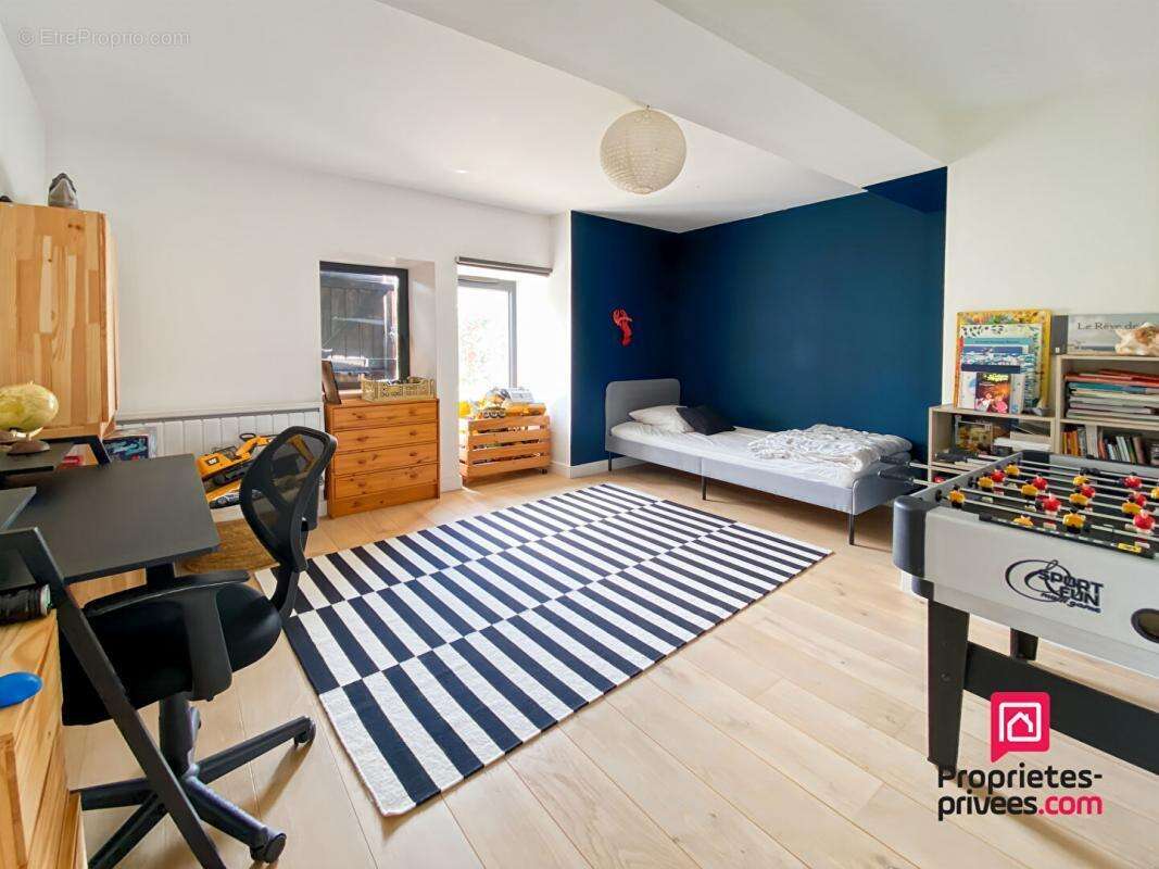 Maison à VAULT-DE-LUGNY