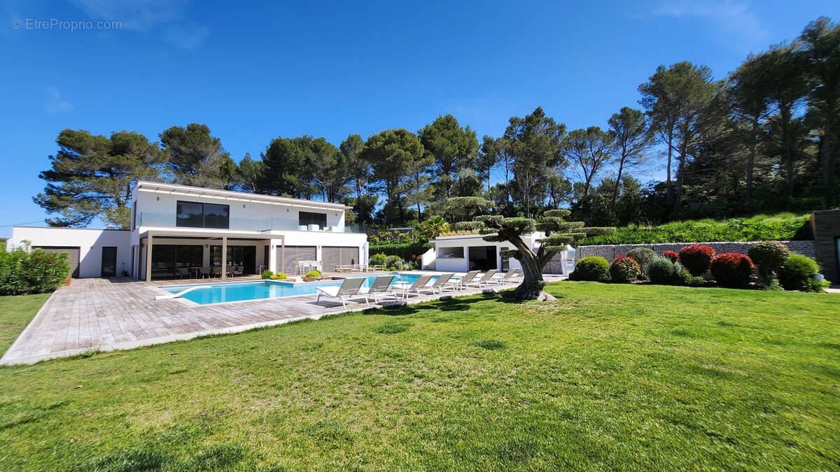 Maison à AIX-EN-PROVENCE