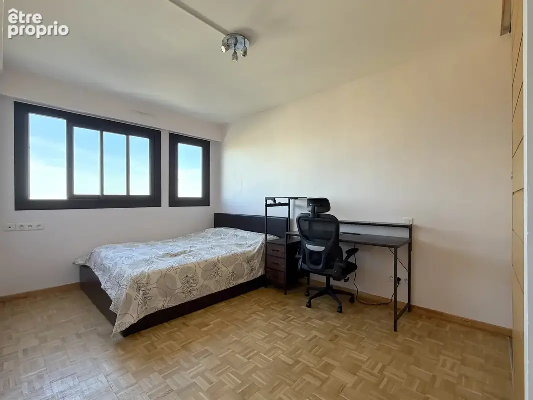 Appartement T5, rénové, loué en colocation - photo 12