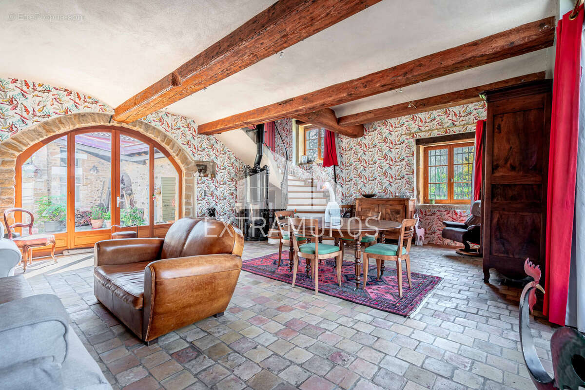 Maison à CHATILLON