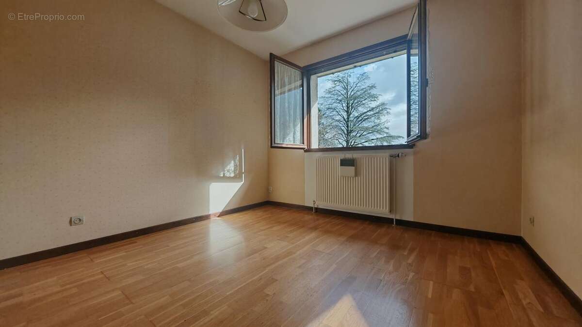 Maison à NOYAREY
