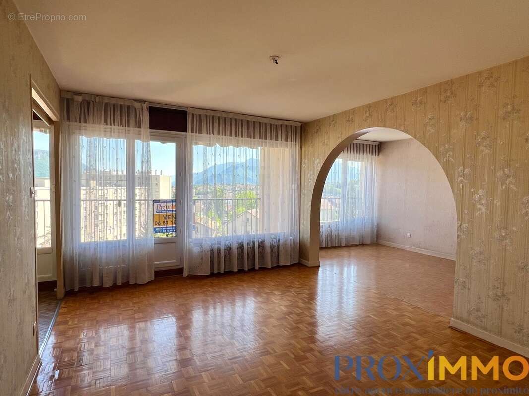 Appartement à VOIRON