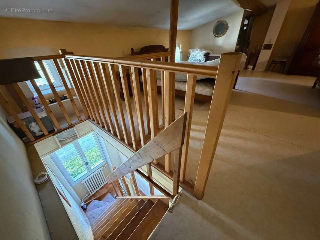 Maison à CRAZANNES