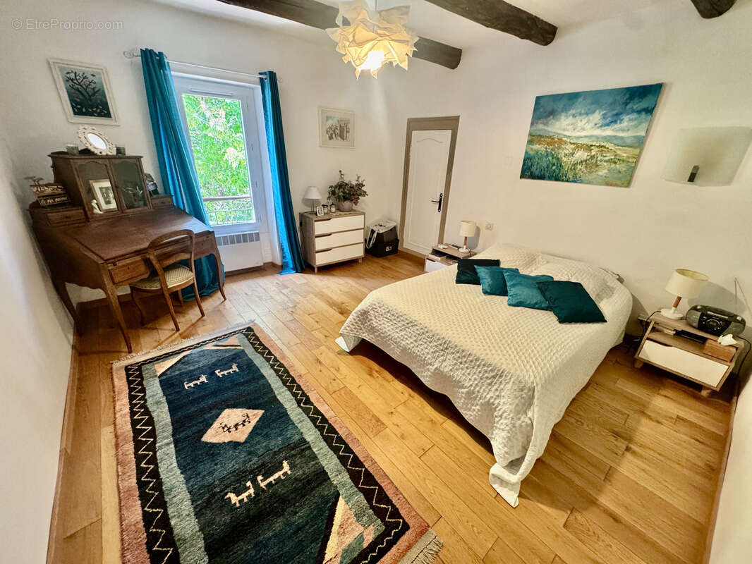 Maison à PIOLENC