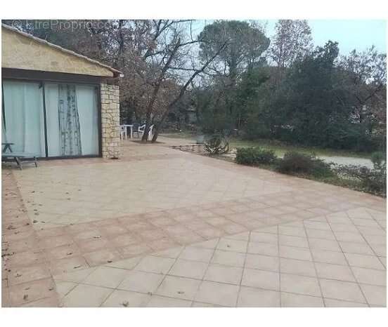 Maison à CAMPS-LA-SOURCE