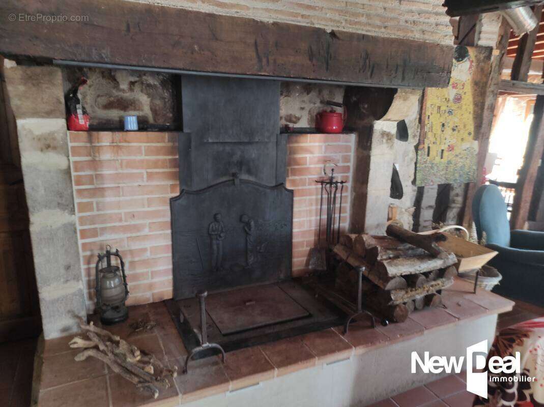 Maison à PINEL-HAUTERIVE