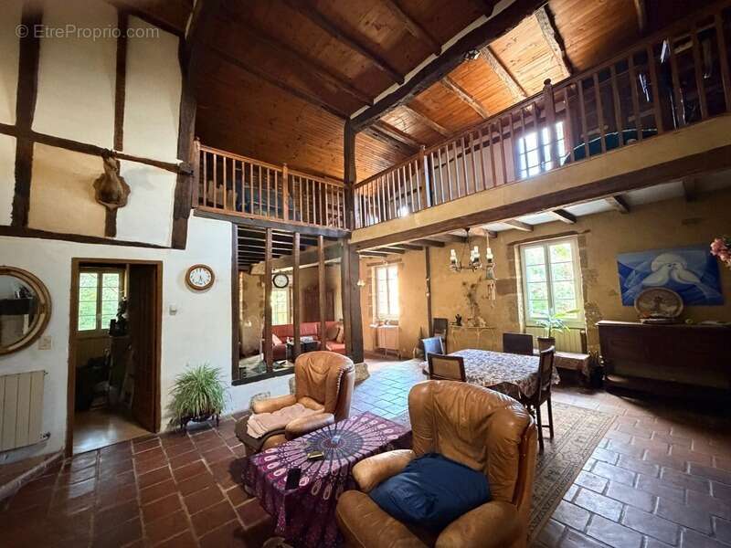 Domaine plein de charme de 250M2 avec dépendances, gîtes dans un écrin de verdure Proche de MONT DE MARSAN au HOUGA - photo 29