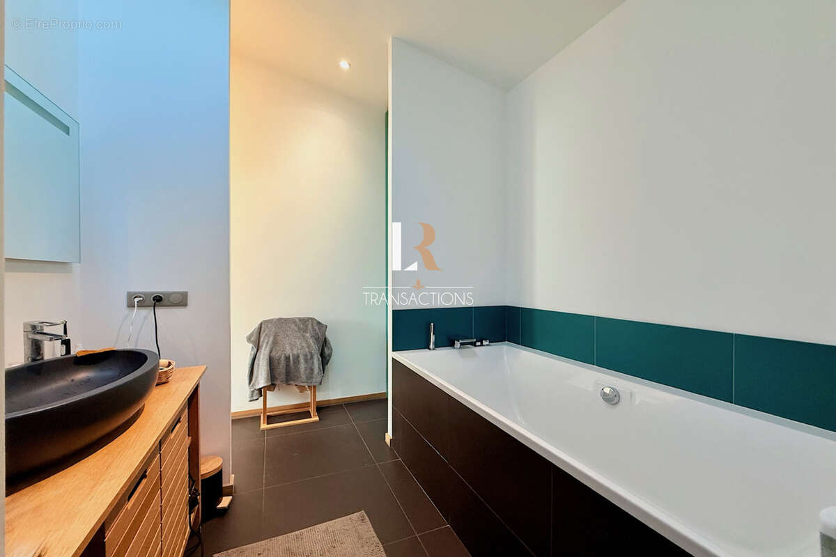 Maison à LA ROCHELLE