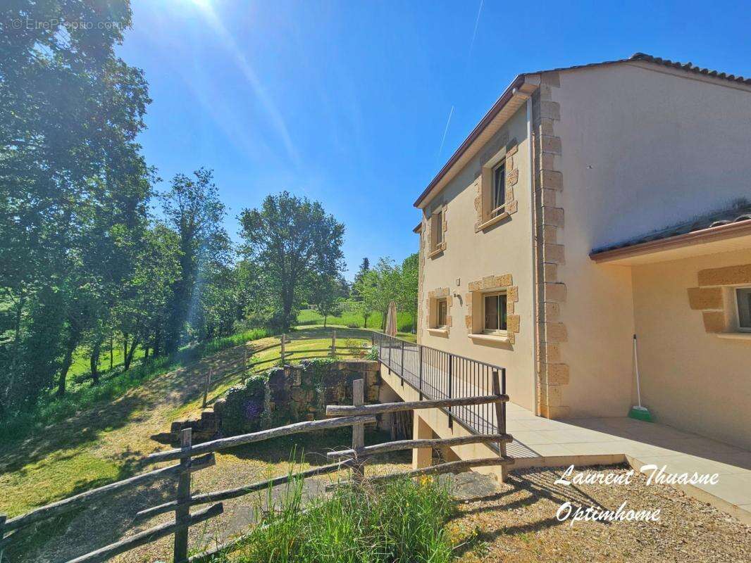 Maison 7 pièces 5 chambres avec deux gîtes au calme - photo 23