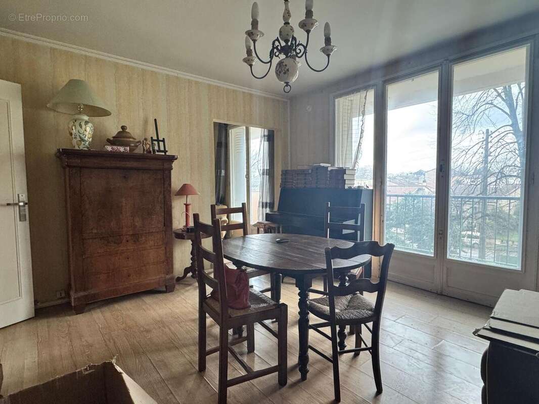 Photo 2 - Appartement à LE BOUSCAT