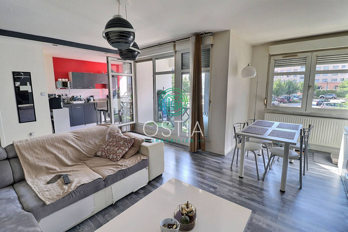 Appartement à SAINT-CHAMOND