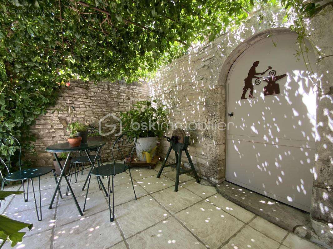 Propriété de caractère aux portes d’Uzès - photo 5