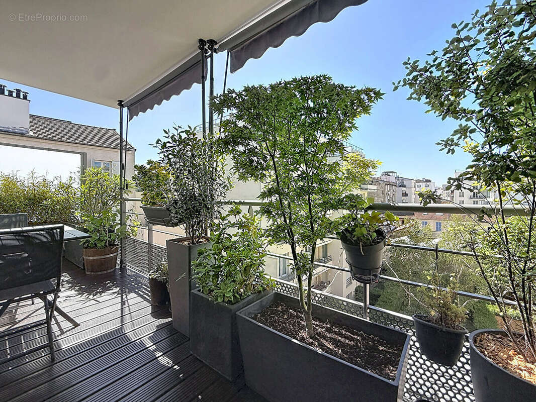 Appartement à SURESNES