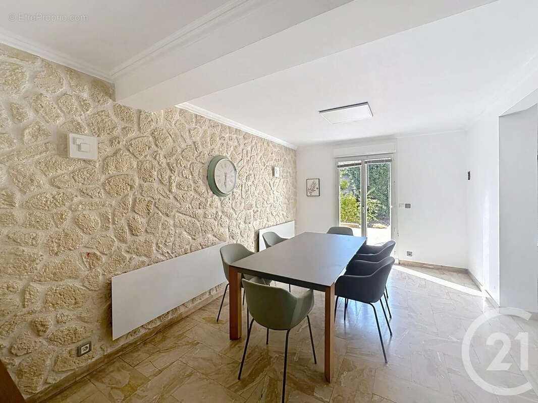 Maison 167 m² à Garges-Les-Gonesse  - photo 4