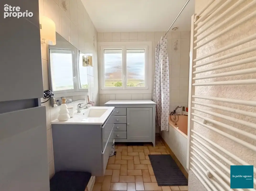 Maison 5 pièces 141 m² à vendre à Bretteville (50110) - photo 7