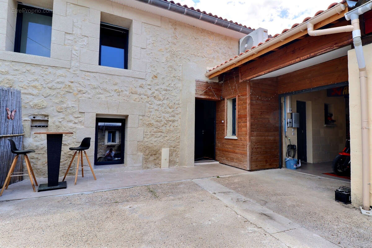 Maison à PODENSAC
