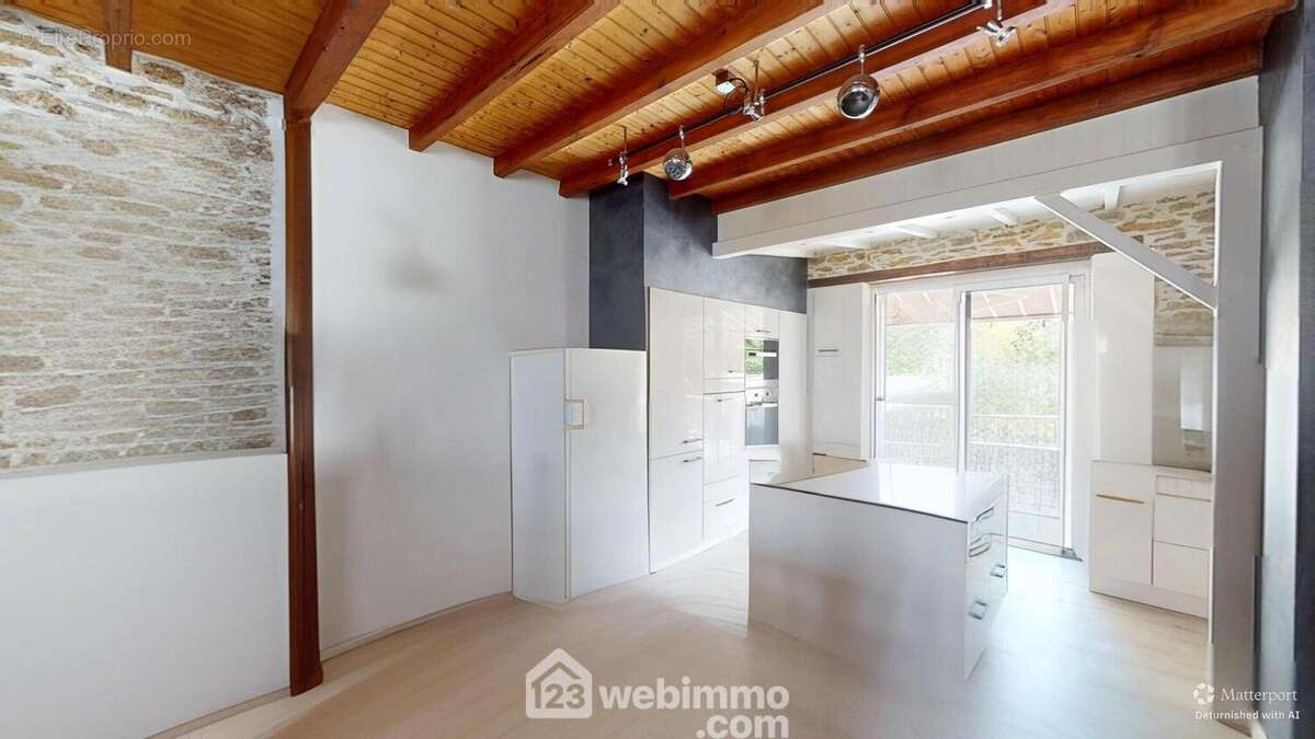 Maison 175 m² à Talmont-Saint-Hilaire  - photo 13