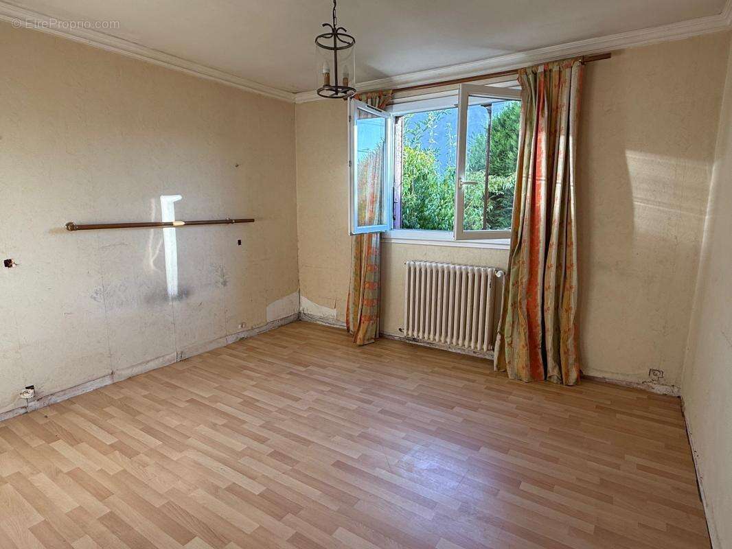 Maison à GRANDFRESNOY