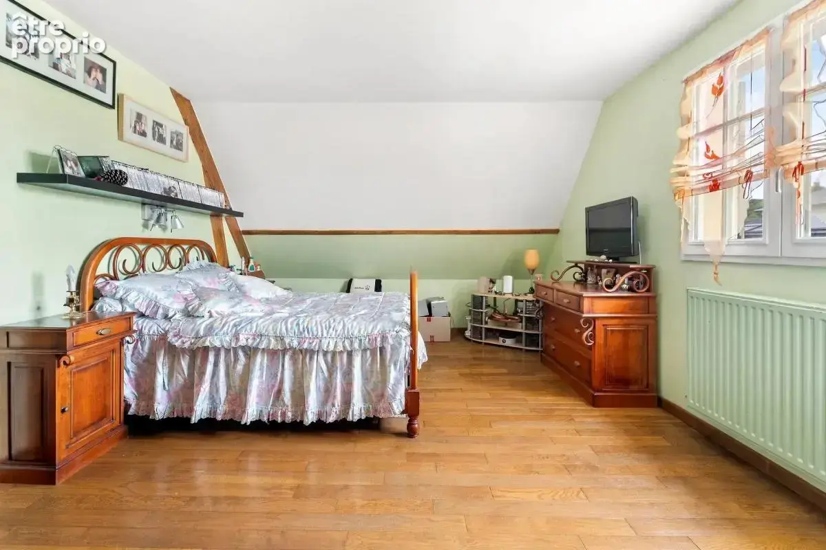Maison de 5 pièces de 160 m² à Saint-Pierre-lès-Elbeuf - photo 8