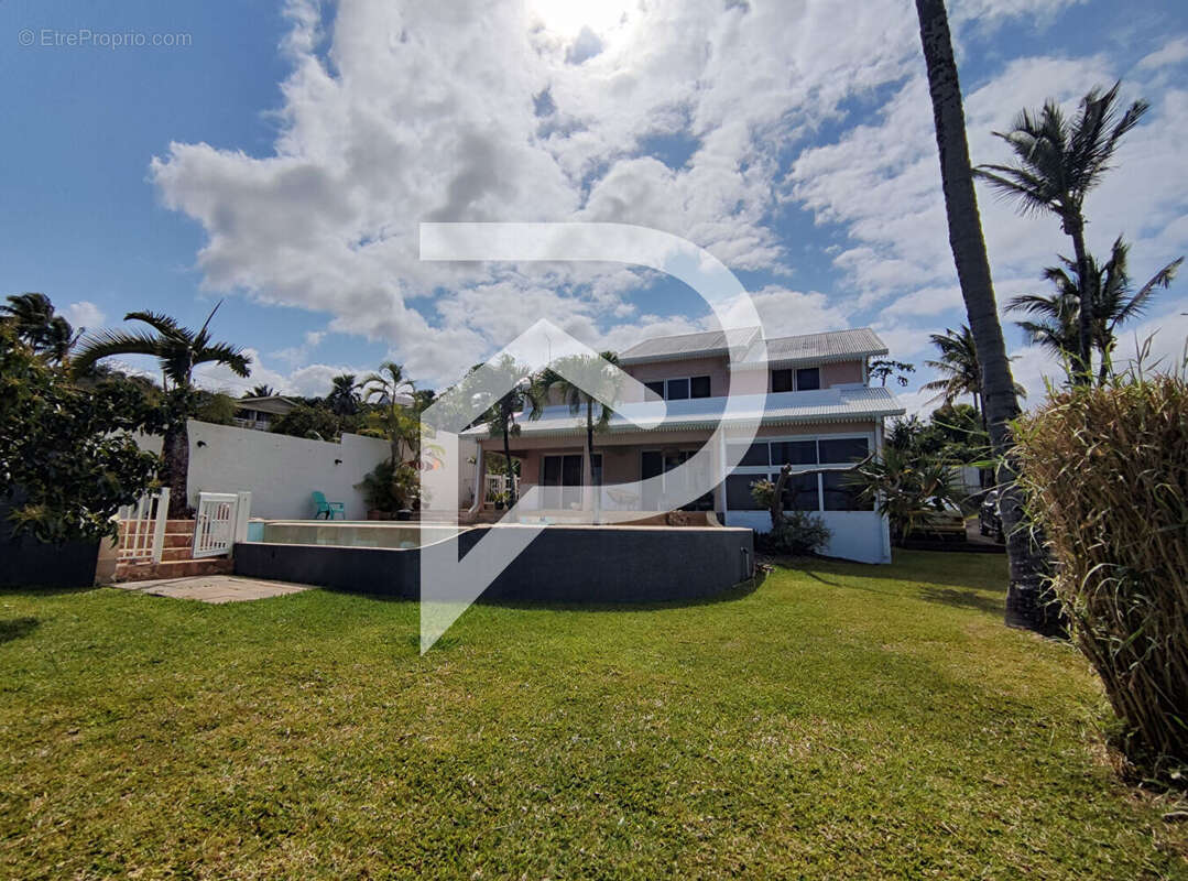 Maison à PETITE-ILE