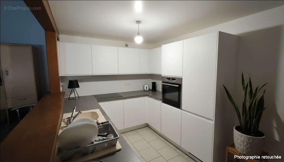 Commerce à VILLENEUVE-SUR-YONNE