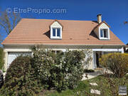 Maison à SAINT-REMY-LES-CHEVREUSE