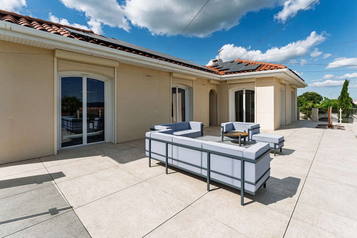 Maison à SAINT-MARTIN-LA-PLAINE