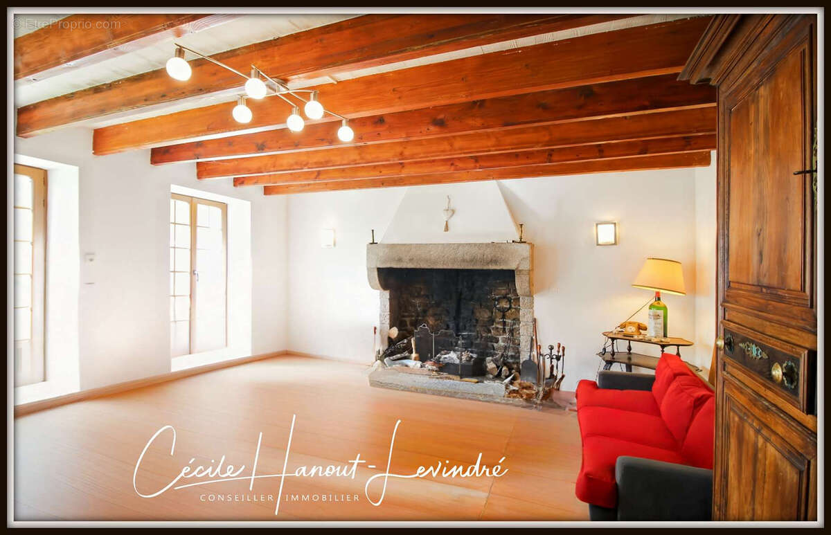 Maison à SAINT-AUBIN-DES-PREAUX