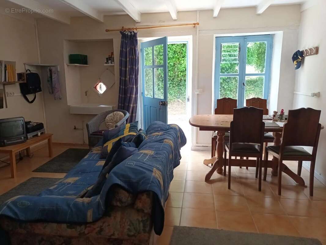 Charmante maison de campagne de 3 chambres avec grange et verger - photo 7