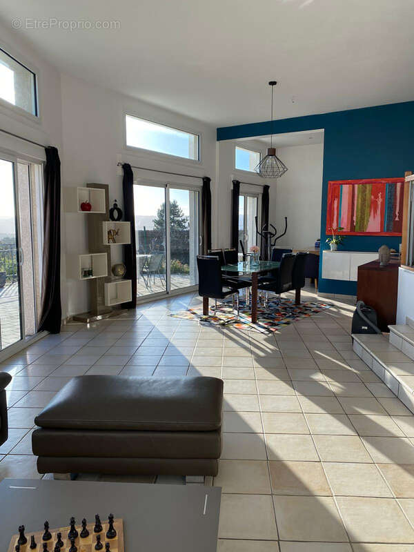 Maison à LA CHAPELLE-D'AUREC