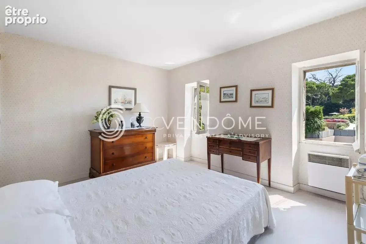 Cannes californie  villa provencale et annexes terrain plat a vendre - photo 9