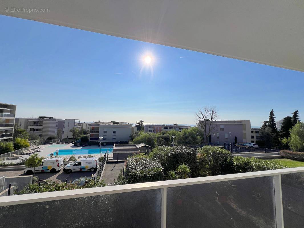 Appartement à VILLENEUVE-LOUBET