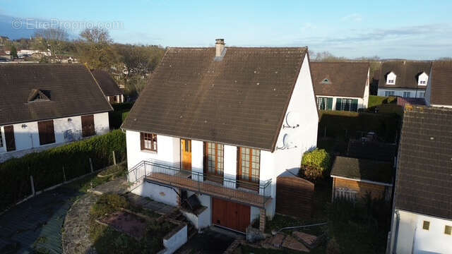 Maison à BREUIL-LE-VERT