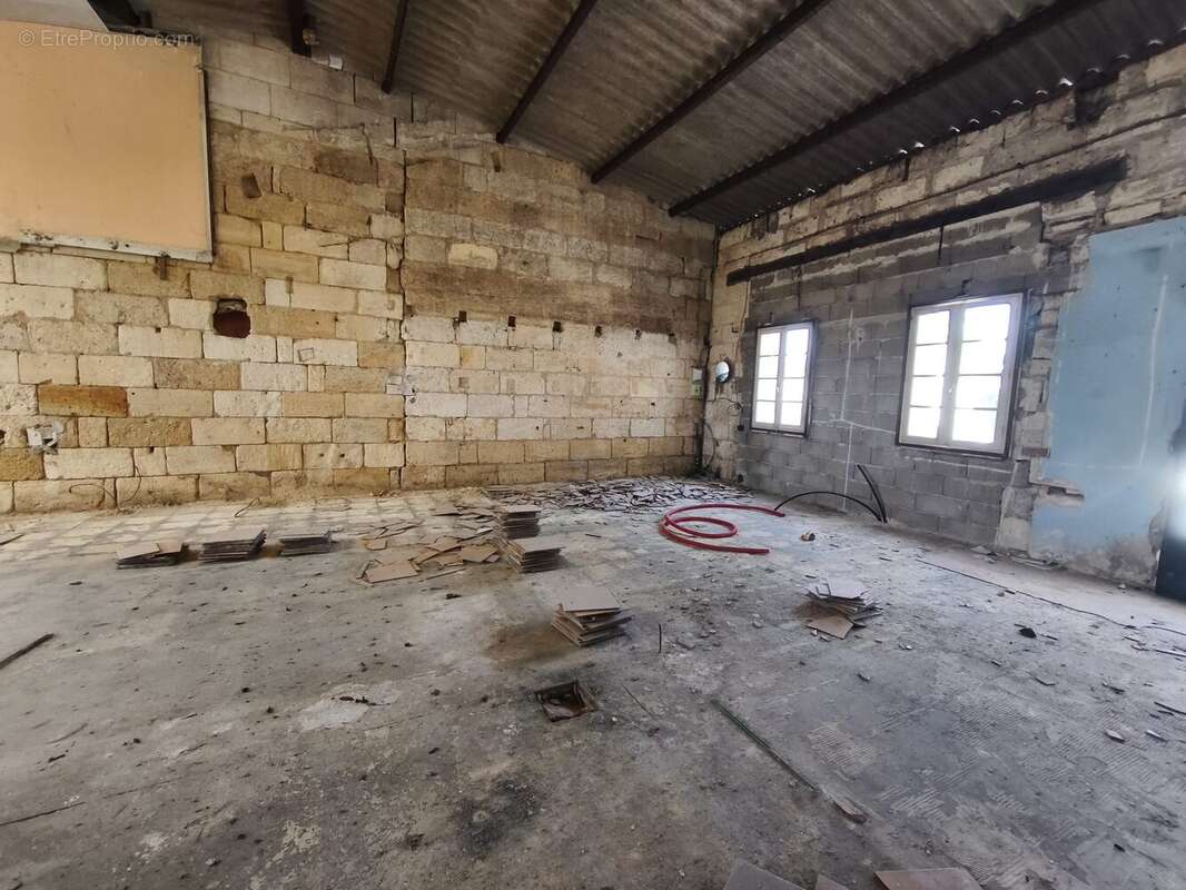 Appartement à LES BILLAUX