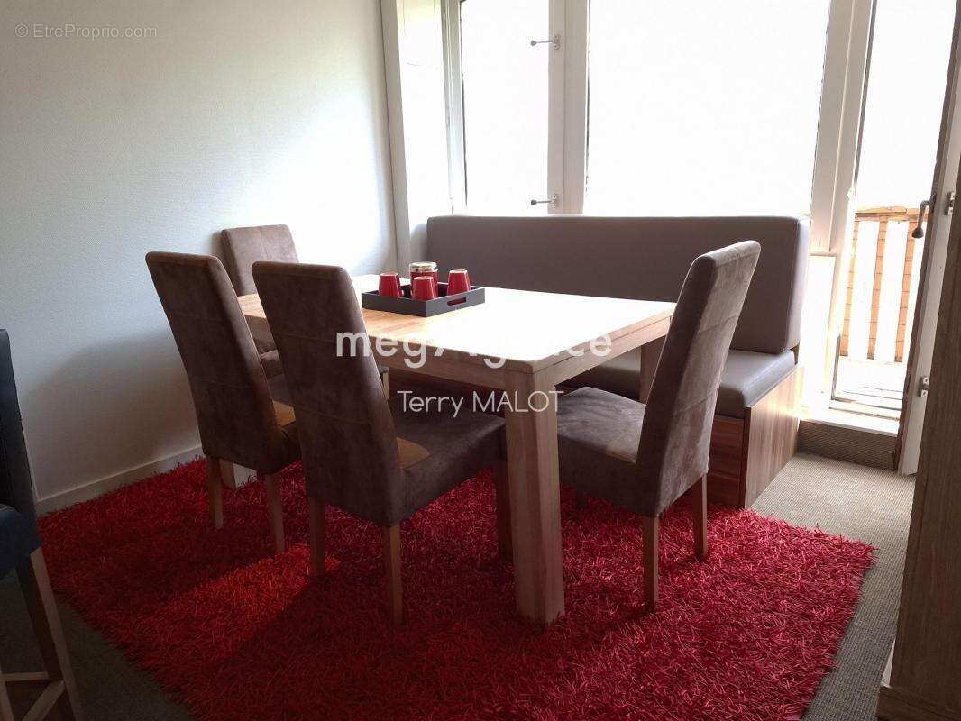 Appartement à ASTUGUE