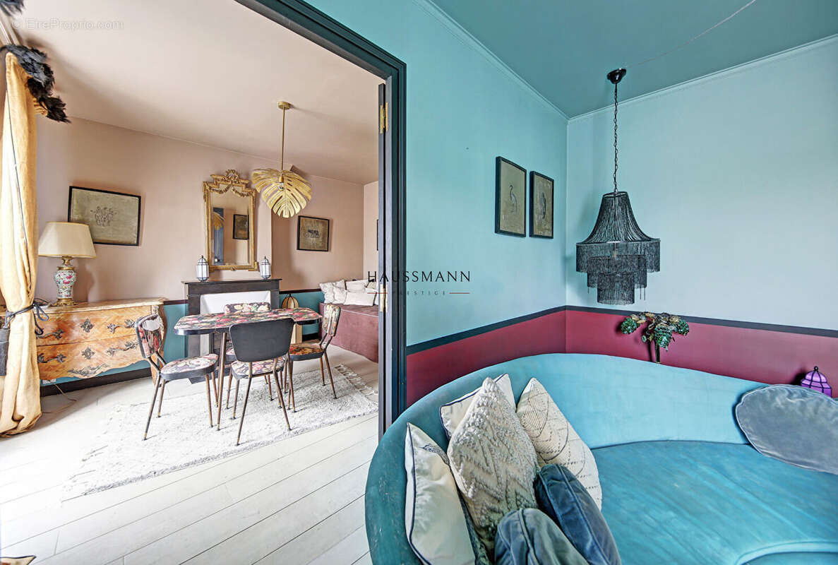 Appartement à PARIS-7E