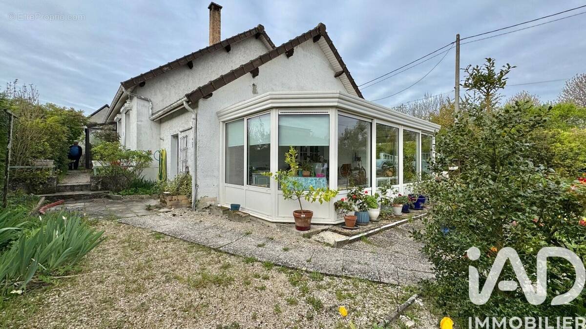 Photo 1 - Maison à CHATRES