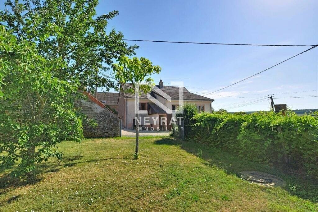 Maison à MARCILLY-LES-BUXY
