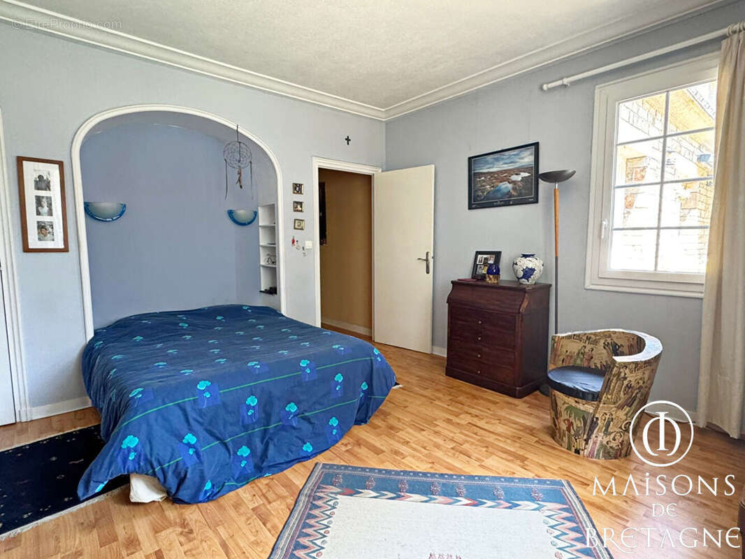 Demeure bourgeoise 260 m², 11 pièces à vendre à Larmor-Plage - photo 10