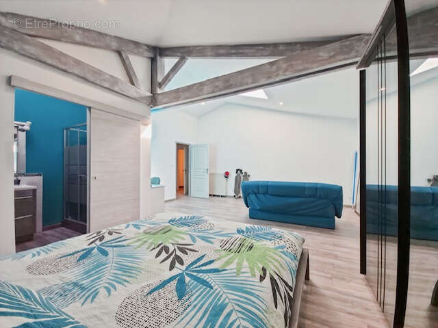 Maison à TONNAY-CHARENTE