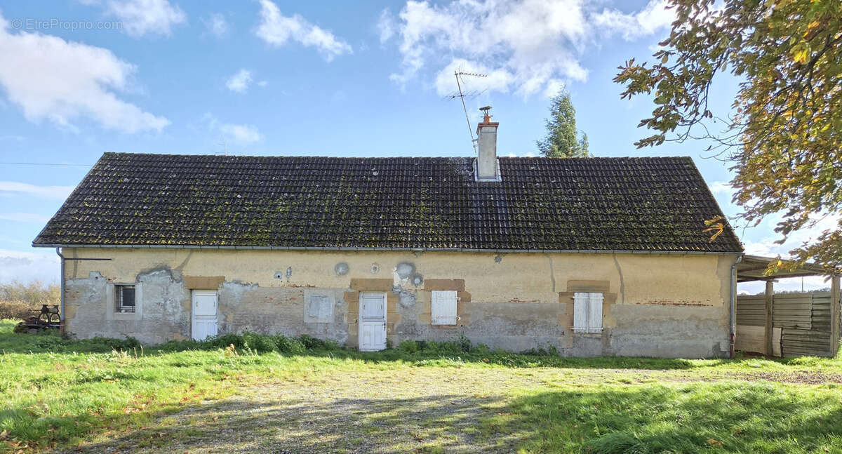Maison à SAINT-ENNEMOND